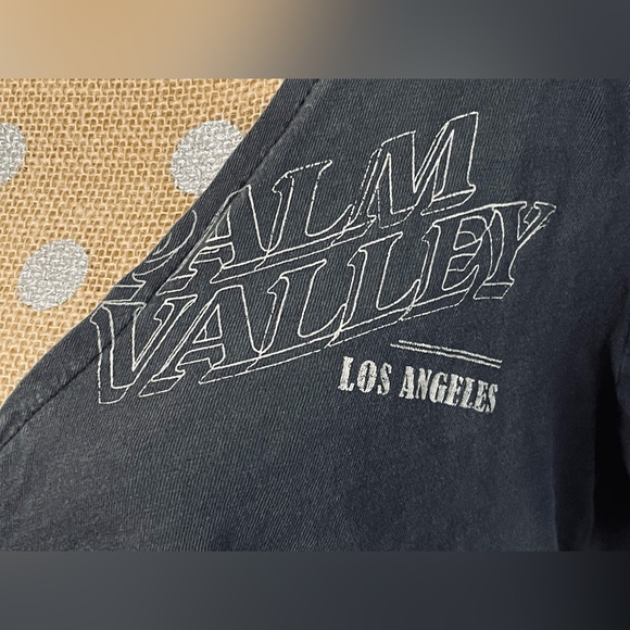 Garage Size G/L Free Spirit tie front top Palm Valley Los Angeles - Picture 3 of 6